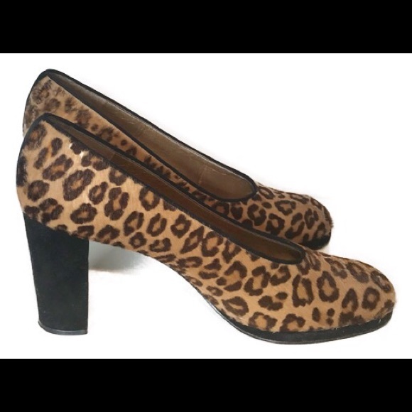Stuart Weitzman Shoes - Stuart Weitzman tan/black leopard calf-hair heels.